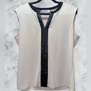 Calvin Klein Women's Cream and Black Blouse